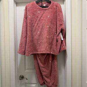 Cozy Pink women  Pajamas size 3X ( 22w-24w)
